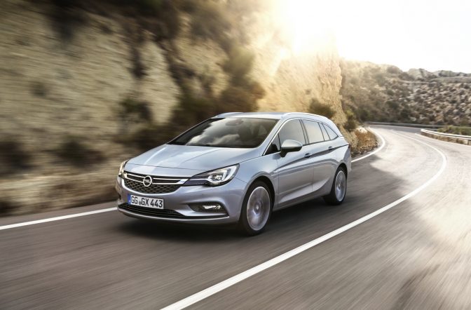 Opel-Astra-Sports-Tourer-297394