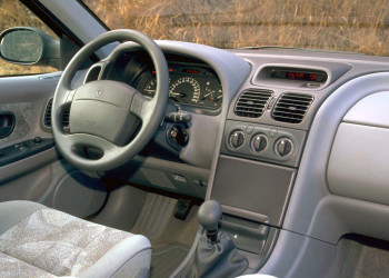 renault_laguna_11