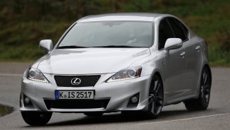 Analiză: Lexus IS sedan (2005-2013)