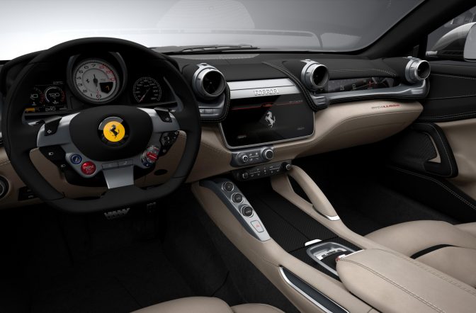 Ferrari-GTC4-Lusso-5