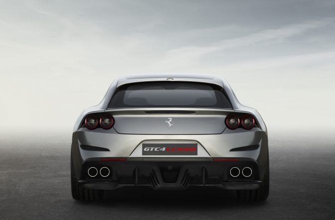 Ferrari-GTC4-Lusso-7