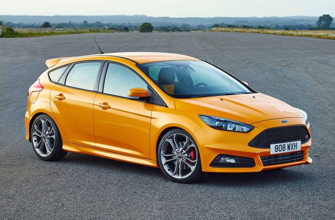 Ford-Focus-ST-2015