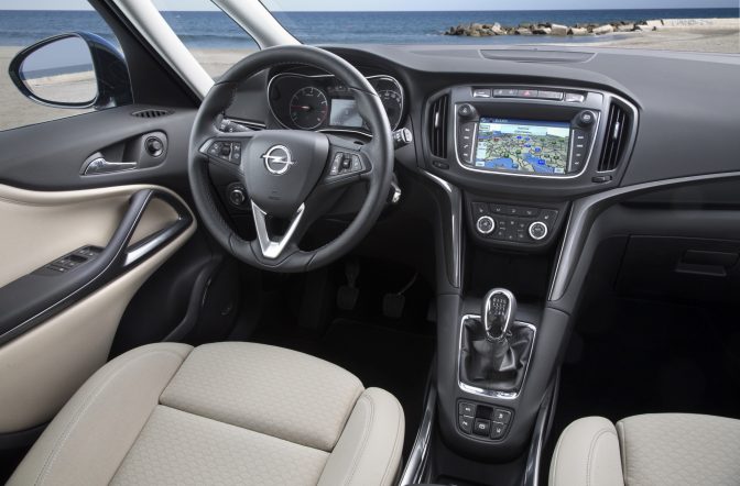 Opel-Zafira-300725