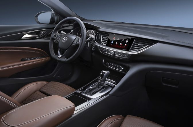 opel-insignia-grand-sport-304395