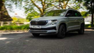 SKODA KAROQ 2024: mașina potrivită pentru majoritatea cumpărătorilor de crossover